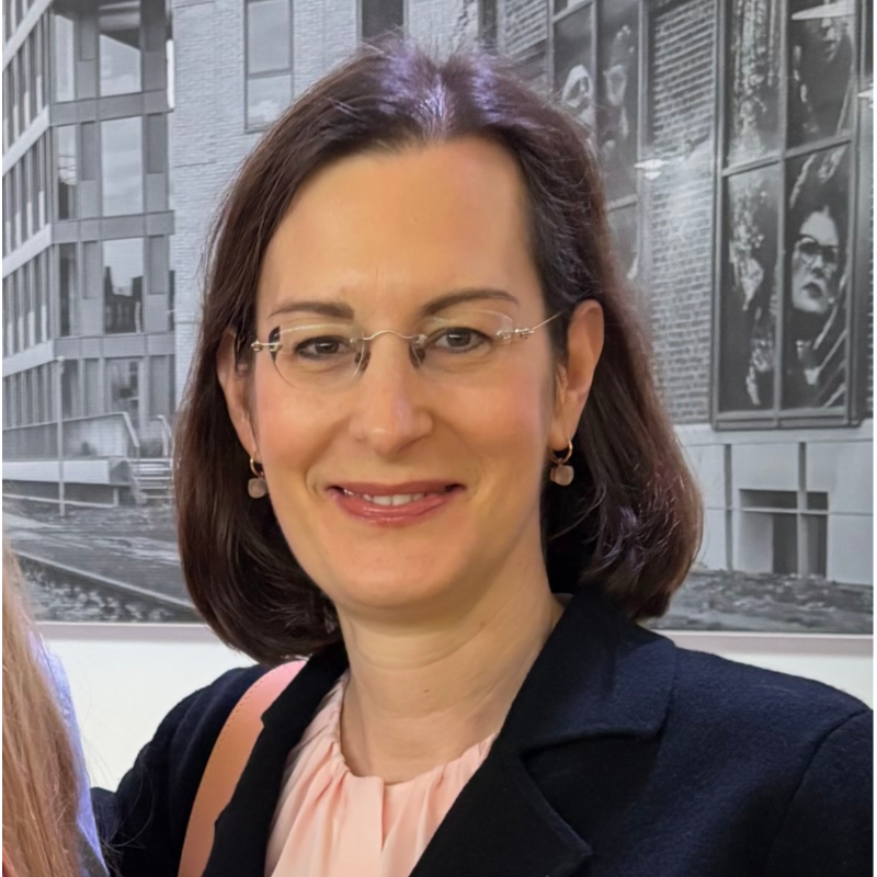  Ulla Schmitz-Herscheidt