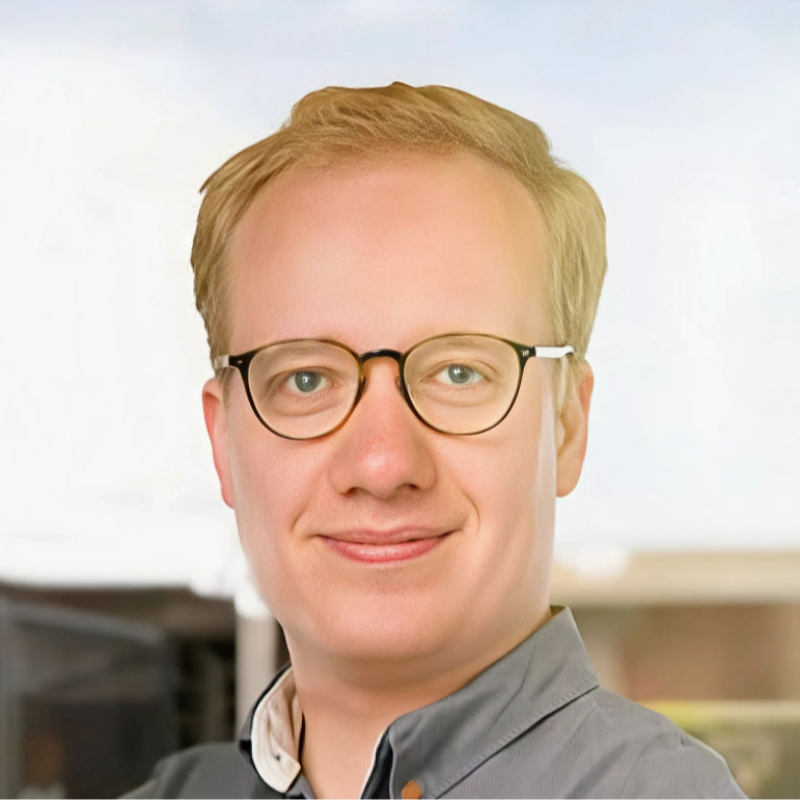  Bernd Nientiedt